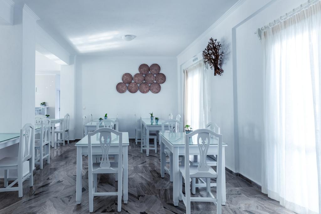 Kamári Selini Ηotel (Adults Only) מראה חיצוני תמונה